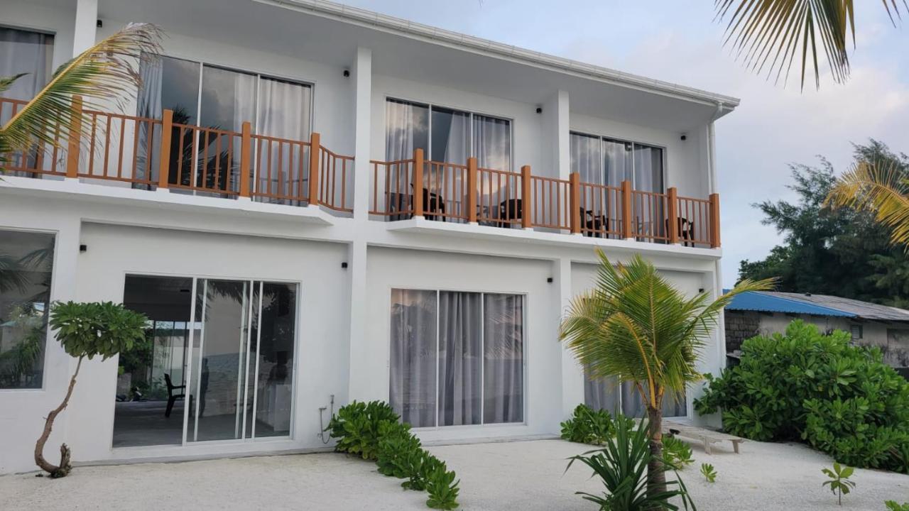 The Sunset Villa Dhiffushi Bagian luar foto