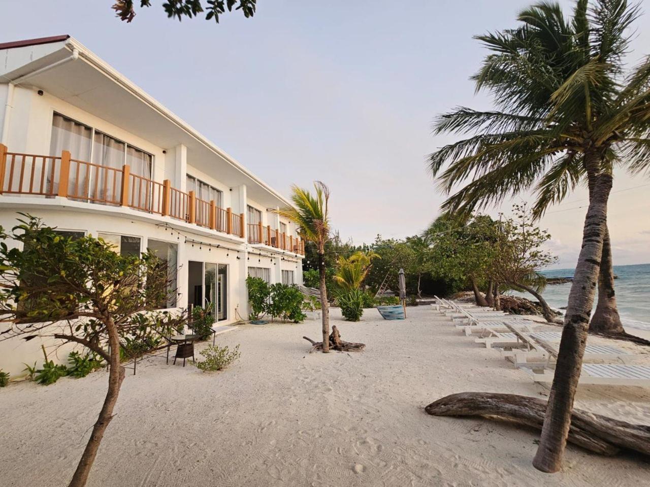 The Sunset Villa Dhiffushi Bagian luar foto