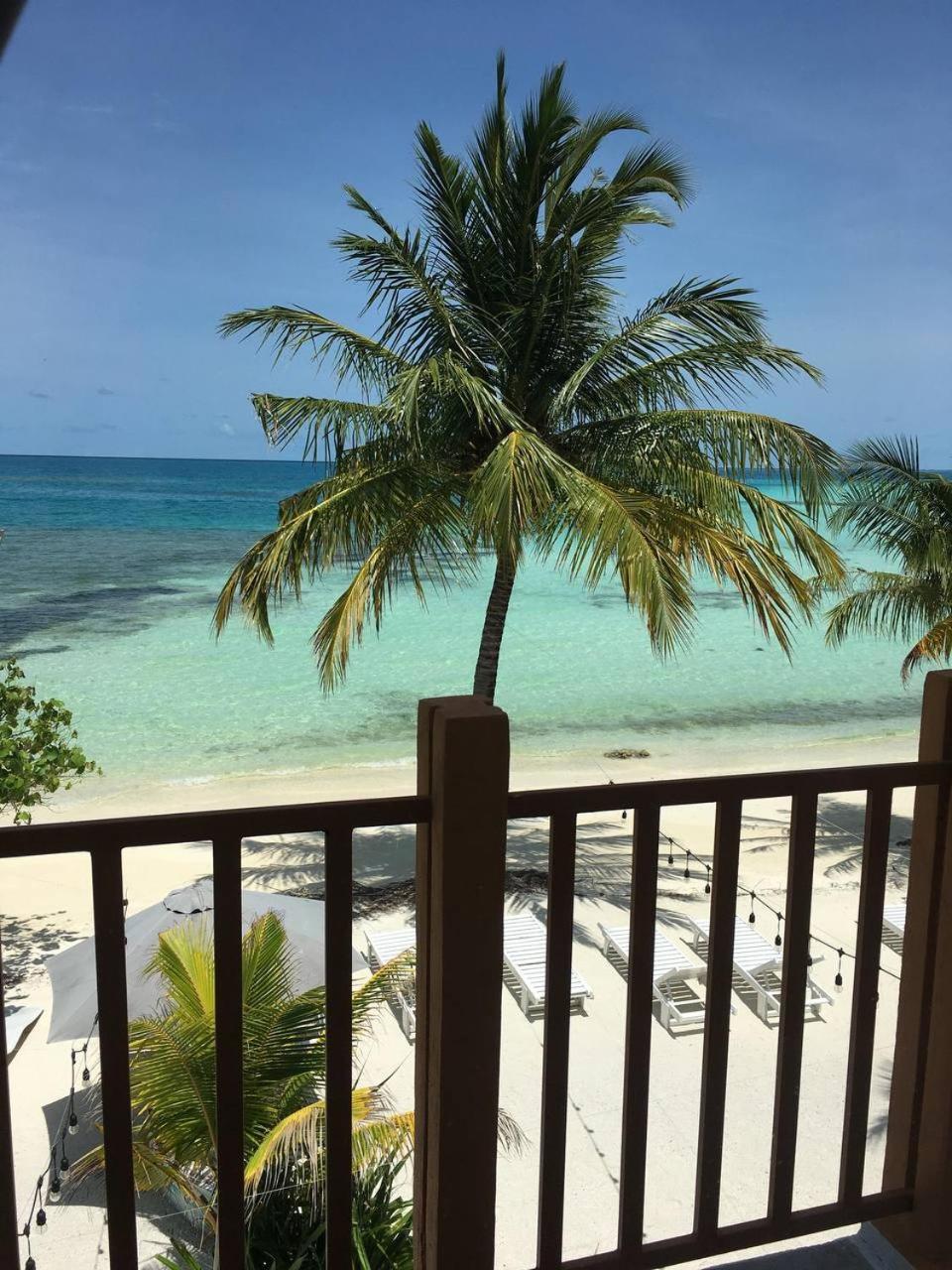 The Sunset Villa Dhiffushi Bagian luar foto